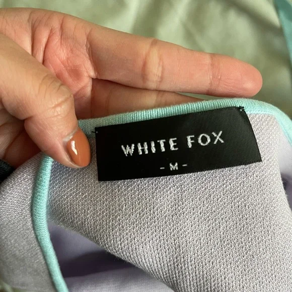 White Fox Lavender tie mini dress size medium - Picture 4 of 6